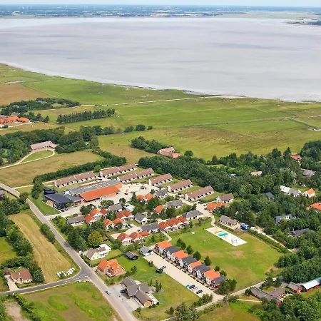 Holiday home Lxxi