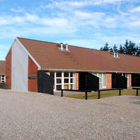 Holiday home Lxxi